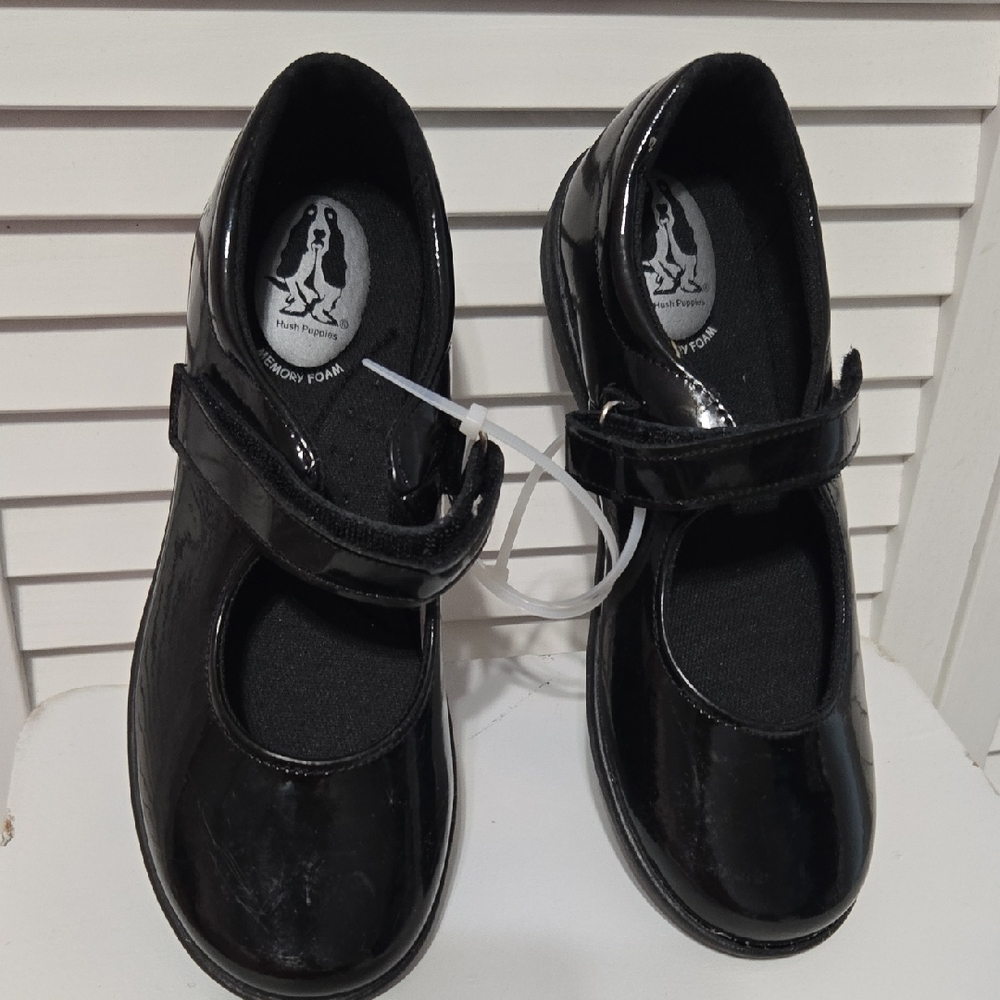 Mary Jane Black Dress Shoes  Glossy Finish Hush Puppies Girl's Lexi 3 NEW